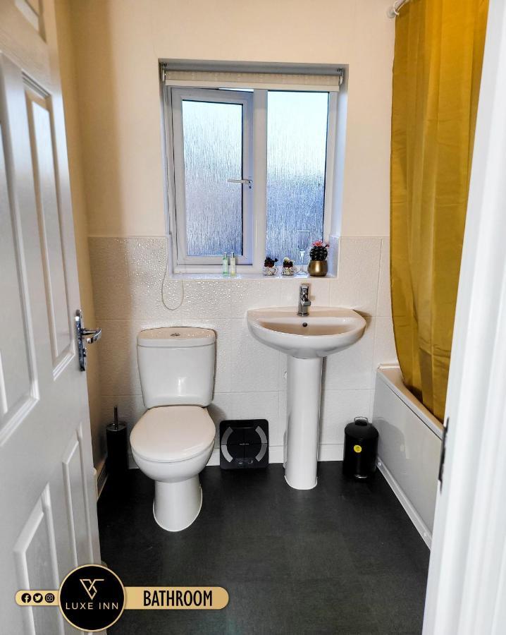 Luxe Inn, Birmingham Airport & Nec, Free Parking Marston Green Buitenkant foto